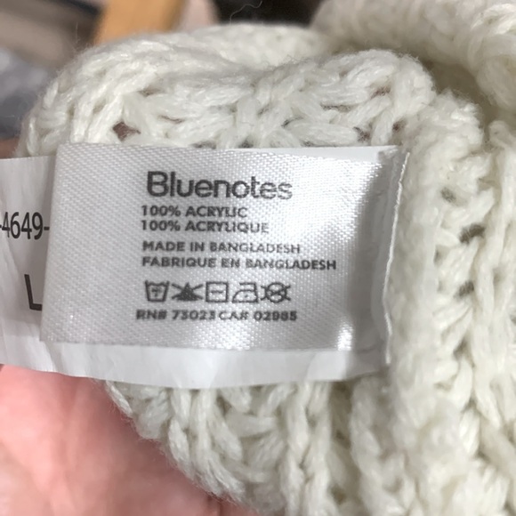 !SOLD! White Cream Fringe Knit Sweater BLUENOTES size Large - Picture 8 of 8
